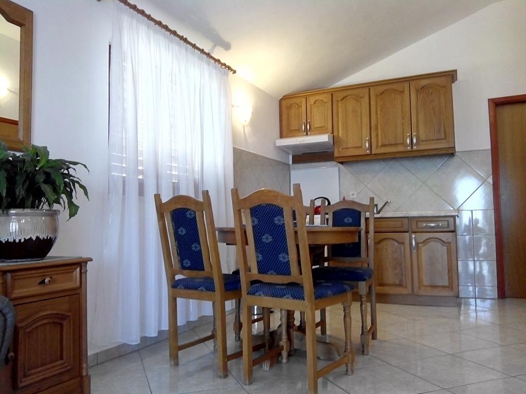 Apartments Ivanka ستاريغغاد باكلينتسا الغرفة الصورة